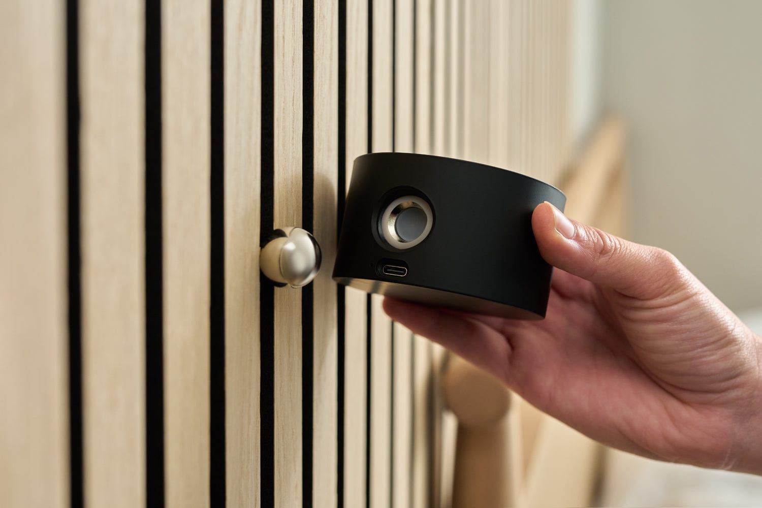 WVH® Australia Acupanel® Glow Beam USB-Rechargeable Light