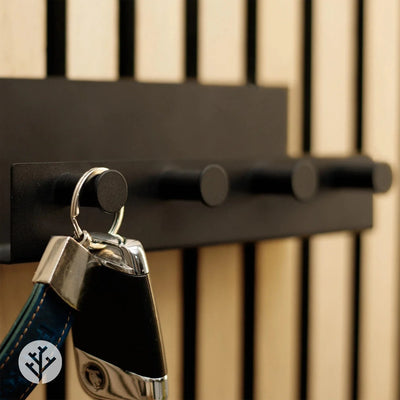 WVH® Australia Shelf With Four Pegs